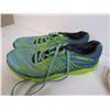 Image 4 : Ladies Sketchers (size 10) - Ladies Merrell Shoes (size 10) - Pair of Insoles