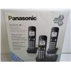 Image 2 : (5) Panasonic Phones w/Chargers