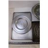 Image 2 : 2 strainers and 2 cooking pans and other kitchen items