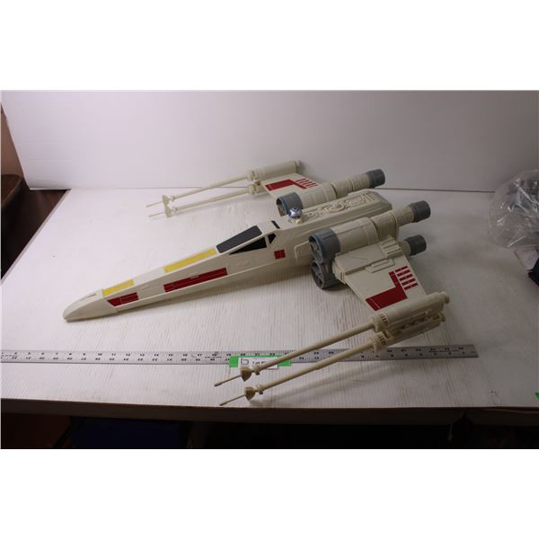 Large Star Wars Plastic X-Wing Fighter (25x30)