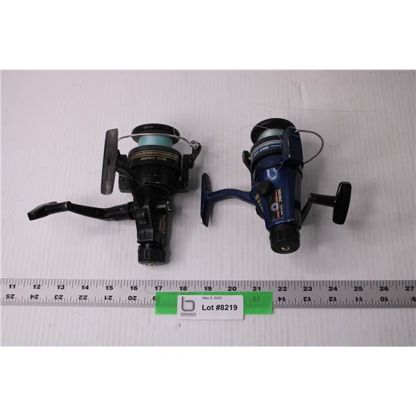 (2) Daiwa Fishing Reels