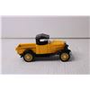 Image 3 : Die Cast Car - 1932 Chevy Open Cab Pickup, 1:32 Scale