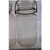 Image 4 : 4 mason jars varies sizes