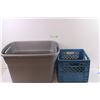 Image 1 : Grey tub and blue crate