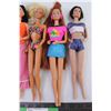 Image 3 : (4) Vintage Barbies