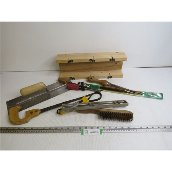 Mitre Box - Mud Trowel - Assorted Hand Tools - 40cm Windshield Wiper