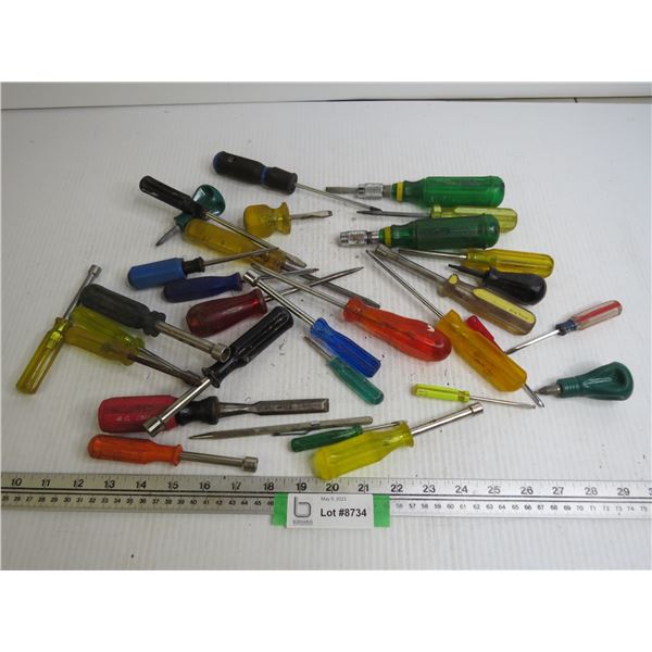 Box of Assorted Screw Drivers