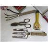 Image 4 : Flip-Up Flare Reflectors - Assorted Hand Tools - Garden Tools