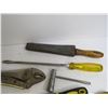 Image 2 : assorted Hand Tools