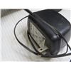 Image 3 : (2X BID PRICE) 2 Cyclops 15 Million Candle Watt Bulb w/One Charger (untested)