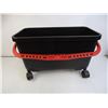 Image 2 : 24L Size Plastic Mop Pail on Wheels with Handle