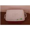 Image 2 : *Rubbermaid Cooler - 21" x 14" x 17"