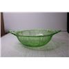 Image 6 : Uranium Glass Fruit Bowl