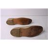 Image 8 : 1950s Bowling Shoes and Gloves - Approximately Size 9 Mens