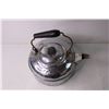 Image 4 : Vintage Metal Kettle