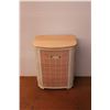 Image 2 : *Vintage Laundry Hamper