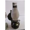 Image 2 : (3) Kerosene Lamps