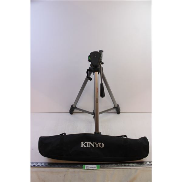 Tripod with case