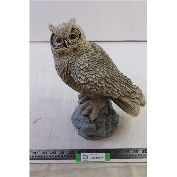 Owl statue Bodnarus Auctioneering