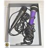 Image 1 : FLAT WITH TWO CORDED MICROPHONES - ONE