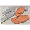 Image 1 : 2 PCS SANDAL FOR WOMAN SIZE 8.5 NEW