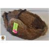 Image 1 : MUSKRAT FUR EAR FLAP HAT-ESTATE