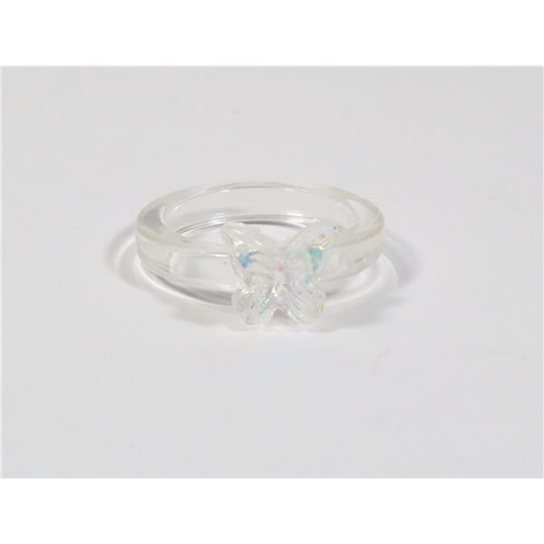 NEW OPAQUE PLASTIC BUTTERFLY RING SIZE 7