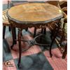 Image 1 : ANTIQUE TABLE H-28.5" W-19.5" L-28"