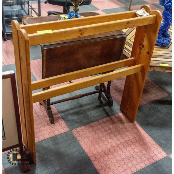 WOODEN QUILT RACK