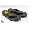 Image 1 : OUSIMEN MENS SIZE 41 PAIR OF FLIP FLOPS