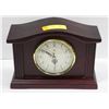 Image 1 : MANTLE CLOCK