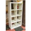 Image 1 : WHITE 8 CUBE STORAGE/DISPLAY SHELF