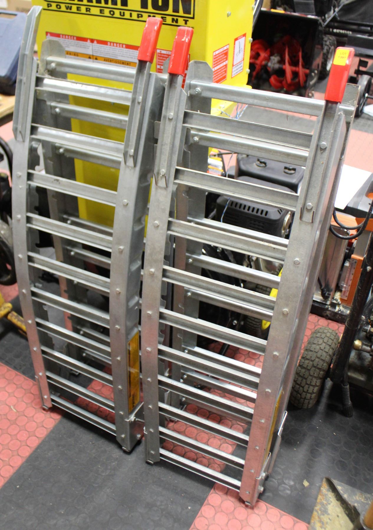 PAIR OF ATV FOLDING RAMPS