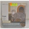 Image 1 : NEW SEALED PAWS & PALS INTERIOR