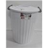 Image 1 : STERILITE 24 QT UTILITY GARBAGE CAN W/LID