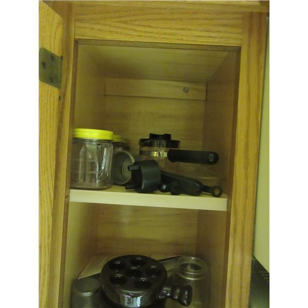 KITCHEN:  ONION SOUP BOWLS, FRUIT NAPPIES, ETC