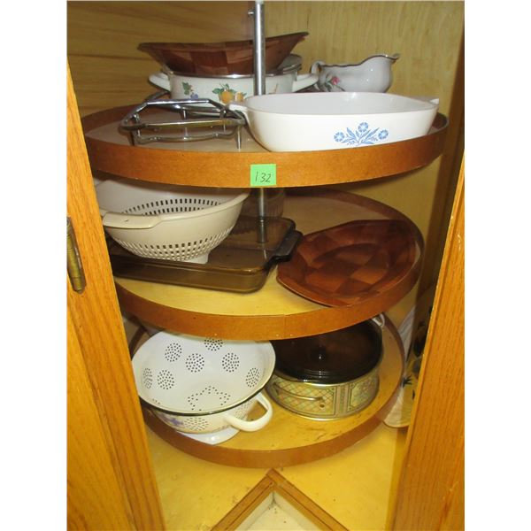 KITCHEN:  CASSEROLES, BAKEWARE, ENAMEL COLANDER, ELECTRIC KNIFE,