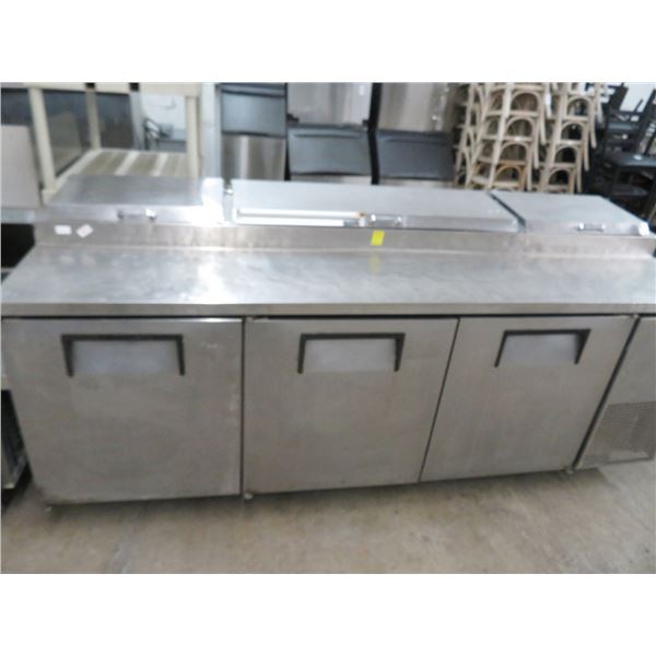 True 8' Rolling Ref. Pizza Prep - 35 deg.