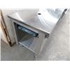 Image 3 : 67" S/S Worktop On Wheels