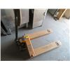 Image 1 : Yale Short Pallet Jack