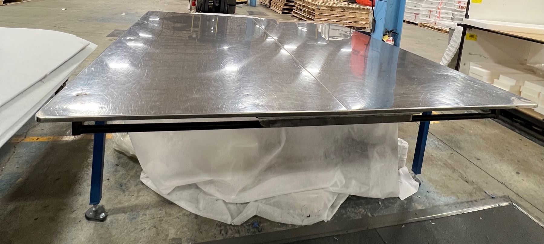 Mattress build-up & transfer table (approx. 8ft. x 8ft.)