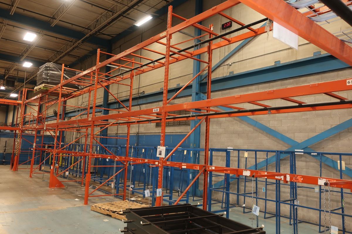 Warehouse Pallet Racking -5 Section -6 Vertical Uprights (approx. 16ft ...