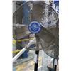 Image 2 : 24" industrial pedestal fan