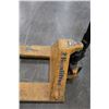 Image 2 : Manual pallet truck