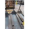 Image 2 : Manual pallet truck