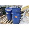 Image 3 : Lot of 12 Brute garbage bins