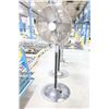 Image 1 : 24" pedestal shop fan