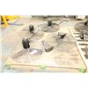 Image 1 : Lot of 4 wall mount industrial fan 30"