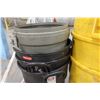 Image 3 : Lot of 7 assorted garbage bins