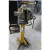 Image 1 : 5" vise with stand